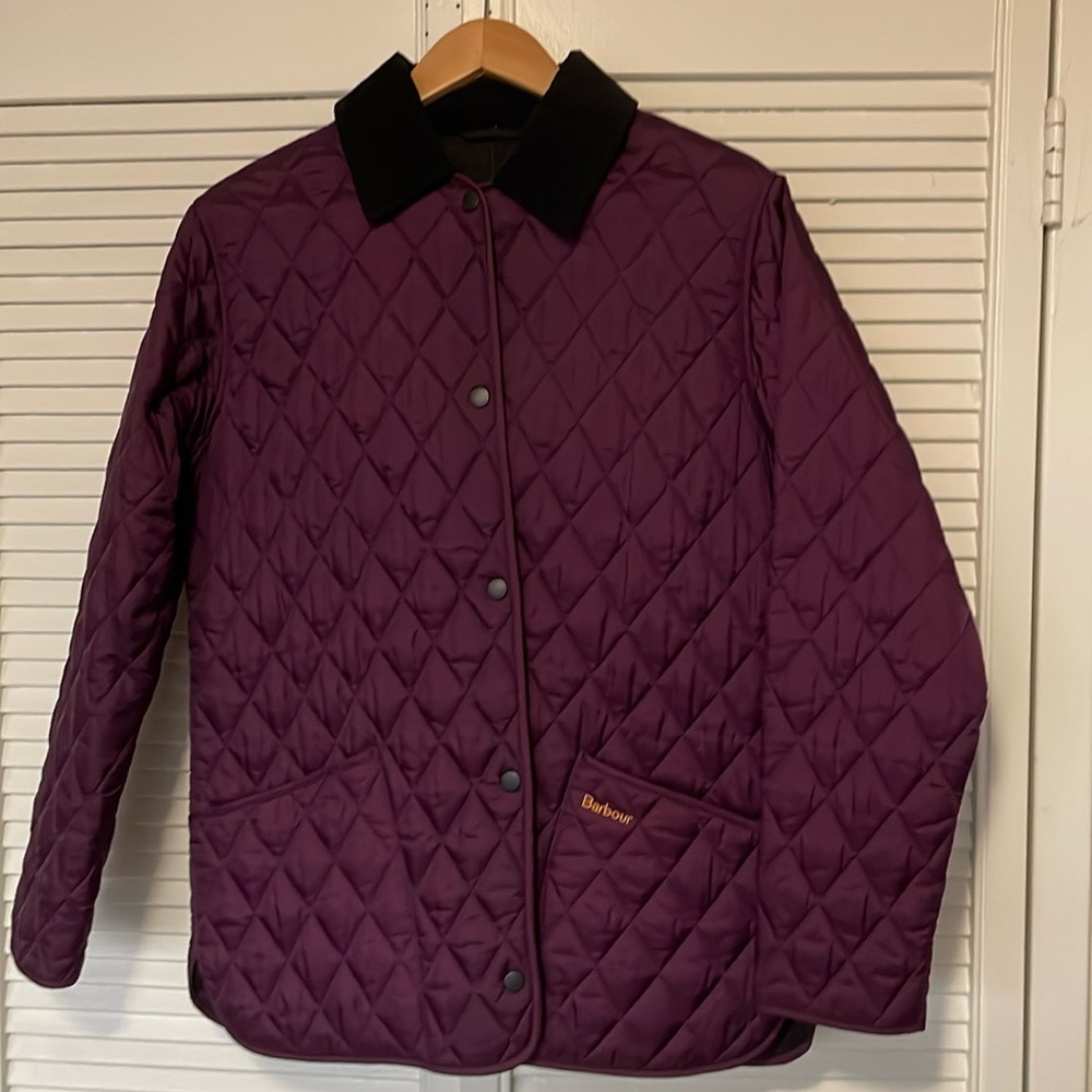 Barbour Shaped Liddesdale jacket. Size 14 UK/10 USA. excellent condition.